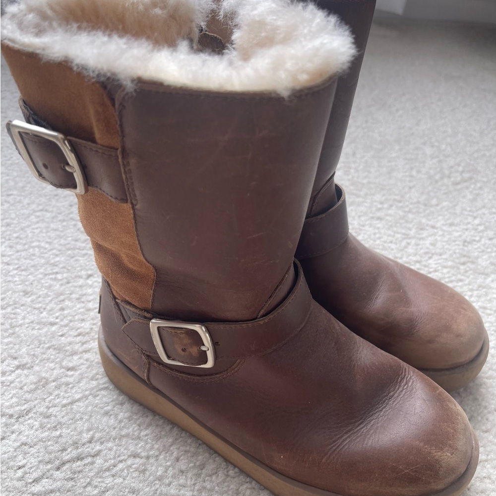 UGG Brown Winter Boots with Cream Lining